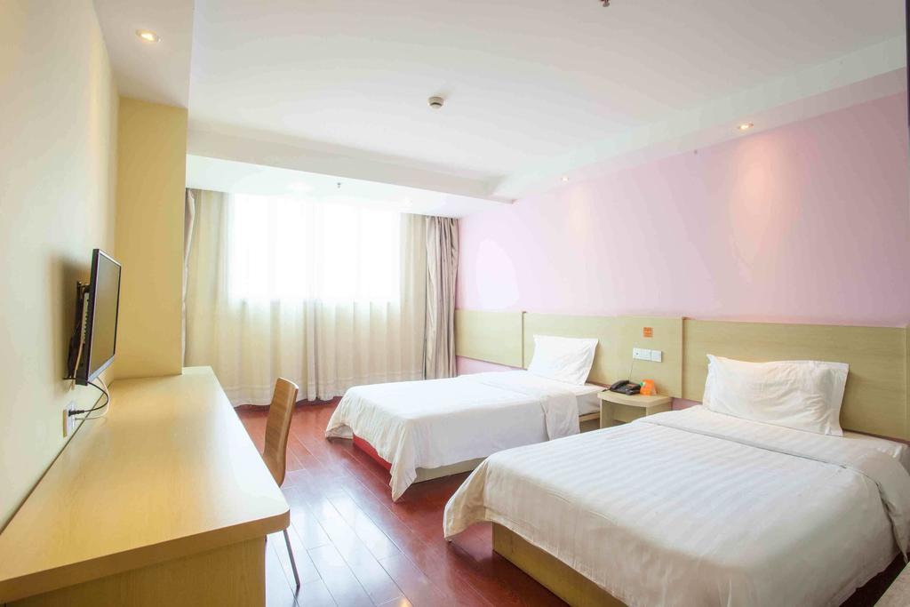 7Days Inn Zhuhai Hengqin Changlong Wanzai Port Стая снимка