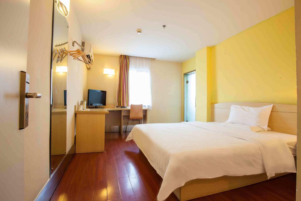 7Days Inn Zhuhai Hengqin Changlong Wanzai Port Стая снимка